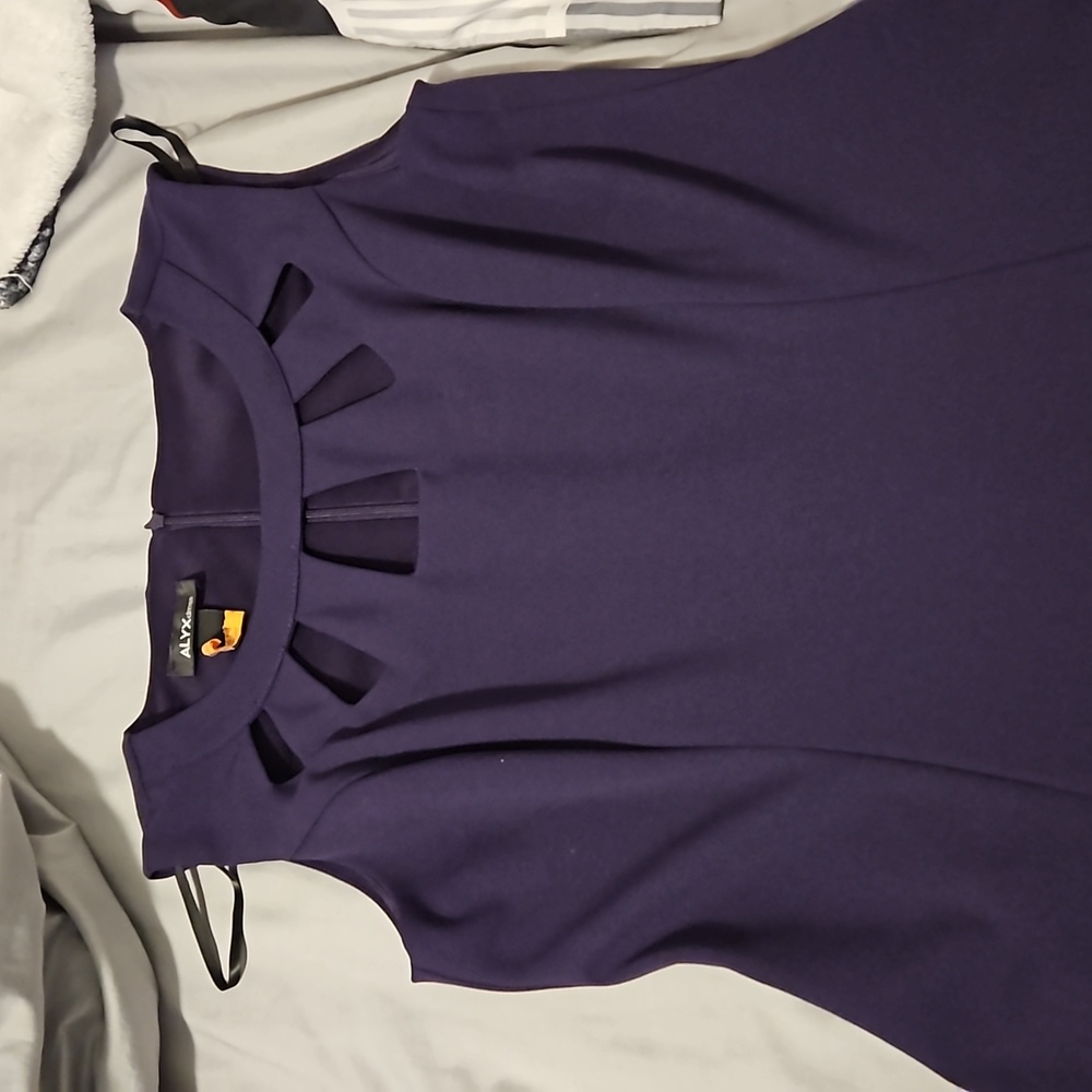 Short sleeve purple dress